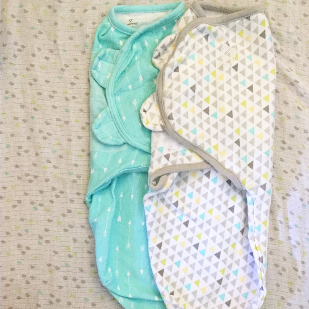 ♦️SOLD♦️BUNDLE of 2 SwaddleMe Blankets